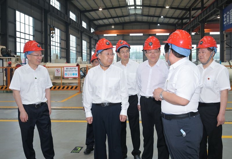 王晓晖在德阳市调研时强调
把做优做强实体经济作为强市之要
在构建四川现代化产业体系中贡献更多力量「相关图片」