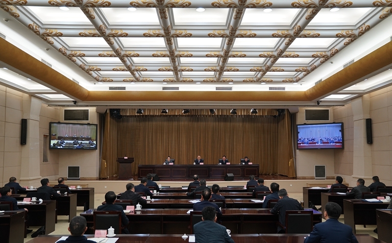 黄强主持召开全省能源工作暨迎峰度冬能源保供电视电话会议
加快构建安全可靠电力系统全力保障迎峰度冬「相关图片」