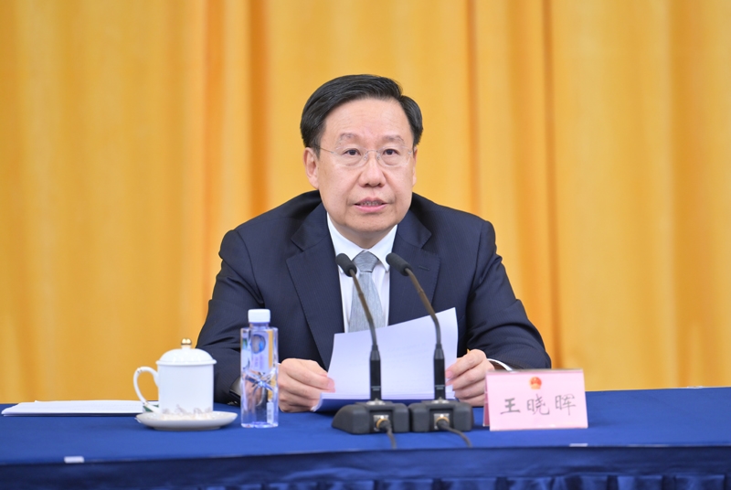 四川代表团举行全体会议
推选王晓晖为团长 黄强等为副团长「相关图片」