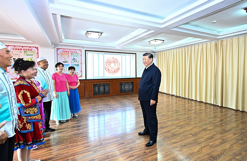 习近平：社区要把为居民群众的服务做深做细做到位「相关图片」