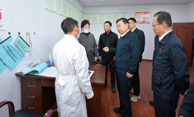 王晓晖在甘孜州调研时强调 
坚持生态优先绿色发展 促进民族团结共同富裕 
在推进民族地区现代化建设上取得更大进展「相关图片」