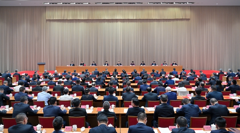 王晓晖在全省科技大会上强调 
打造西部地区创新高地建设科技强省 
为谱写中国式现代化四川新篇章贡献更多科技力量 
施小琳主持 田向利出席「相关图片」