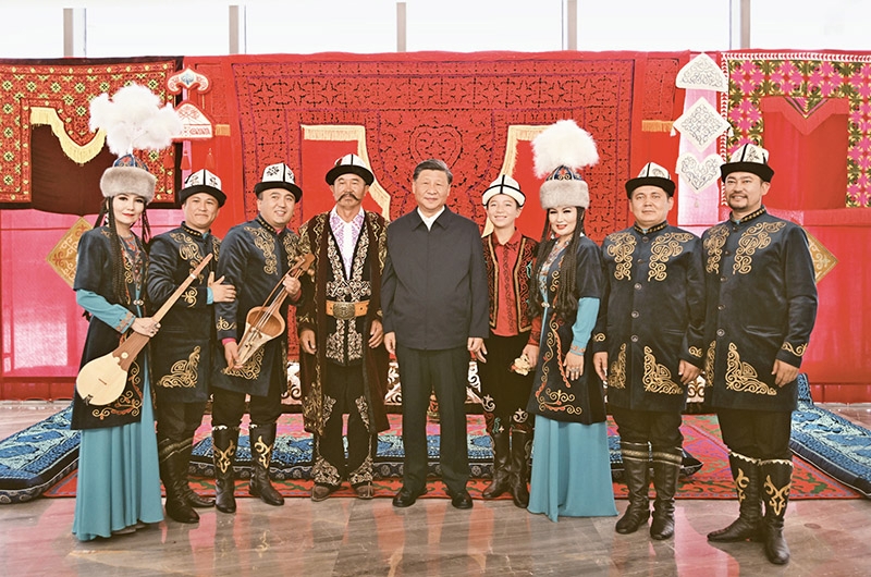 习近平：在文艺工作座谈会上的讲话「相关图片」