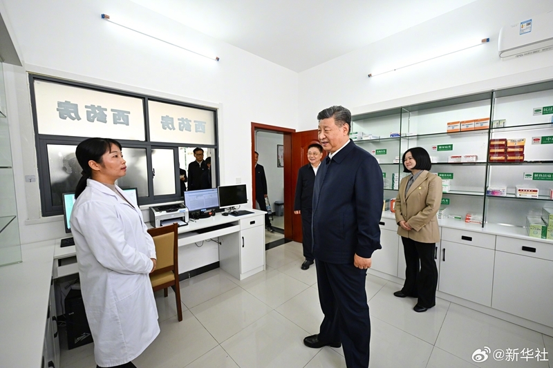 习近平在湖北考察调研「相关图片」