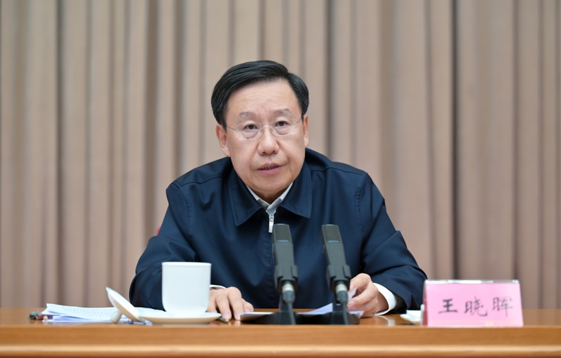 王晓晖在全省教育大会上强调
坚持教育优先发展加快推进教育强省建设
为谱写中国式现代化四川新篇章提供有力支撑
施小琳主持 田向利于立军出席「相关图片」