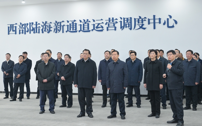 推动成渝地区双城经济圈建设重庆四川党政联席会议第十次会议召开
全方位深化改革协作联动
推动成渝地区双城经济圈建设走深走实
袁家军通报主要成果及重庆市下一步打算 王晓晖通报四川省下一步打算
胡衡华施小琳分别通报有关情况「相关图片」