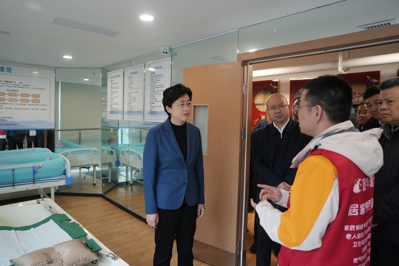 施小琳在成都调研科技和民生服务类企业发展工作
务实有力深化改革优化环境助企兴业
进一步激发全社会创业创新创造活力「相关图片」