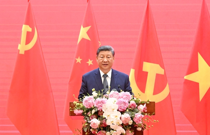 习近平同越共中央总书记苏林、越南国家主席梁强共同会见中越人民大联欢活动代表「相关图片」