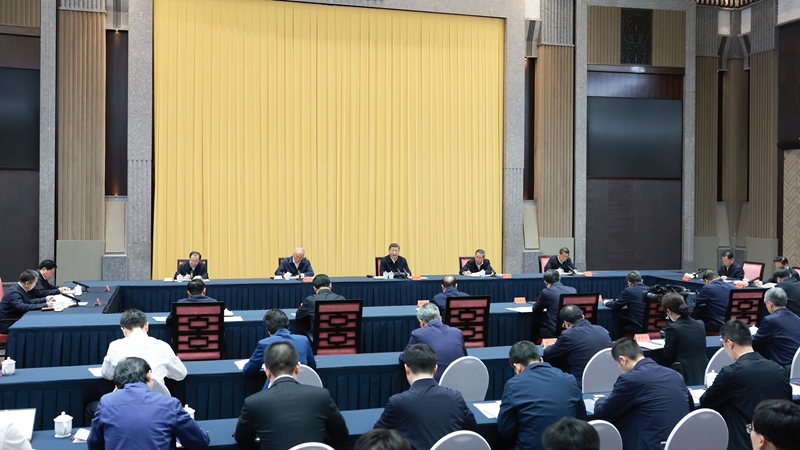 习近平主持召开部分省区市“十五五”时期经济社会发展座谈会强调
适应形势变化 把握战略重点
科学谋划“十五五”时期经济社会发展
李强蔡奇出席「相关图片」