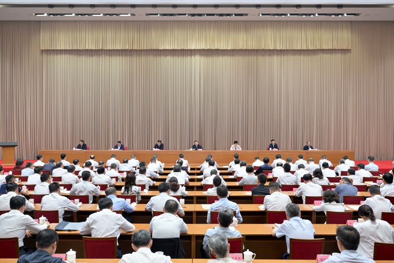 王晓晖主持召开第12届世界运动会四川省动员大会强调
高标准高质量做好各项筹备工作
团结协作齐心协力办好成都世运会
施小琳作工作部署「相关图片」