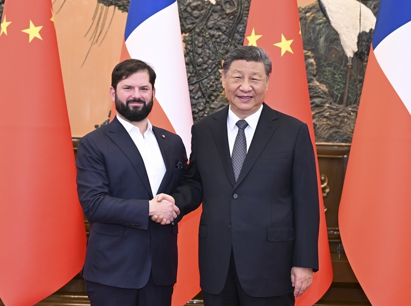 习近平会见智利总统博里奇「相关图片」