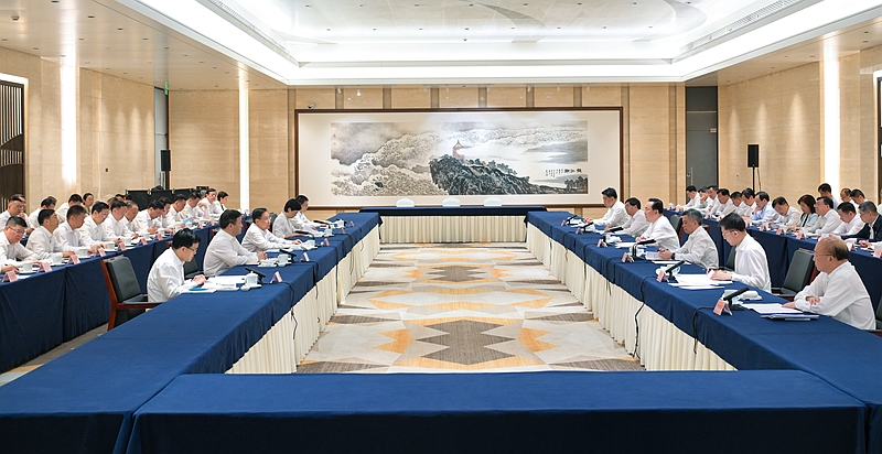 四川省党政代表团前往浙江省考察学习
推动浙川东西部协作向更高水平迈进
携手奋进共同为全国发展大局多作贡献「相关图片」