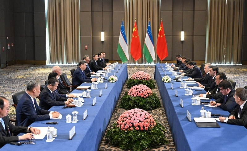习近平会见乌兹别克斯坦总统米尔济约耶夫「相关图片」
