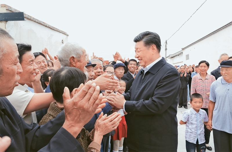 习近平：团结奋斗是中国人民创造历史伟业的必由之路「相关图片」
