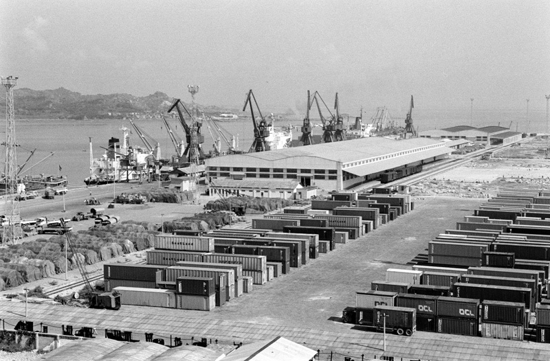 从厦门之兴看中国之治
——习近平同志领导编制《1985年—2000年厦门经济社会发展战略》启示录「相关图片」