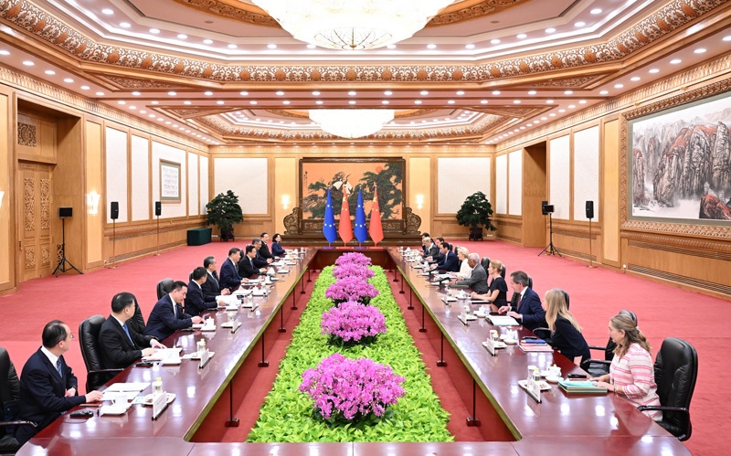 习近平会见欧洲理事会主席科斯塔、欧盟委员会主席冯德莱恩「相关图片」