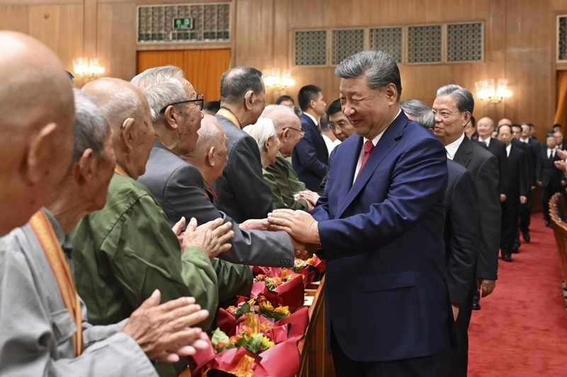 纪念中国人民抗日战争暨世界反法西斯战争胜利80周年文艺晚会《正义必胜》在京隆重举行
习近平等出席观看「相关图片」