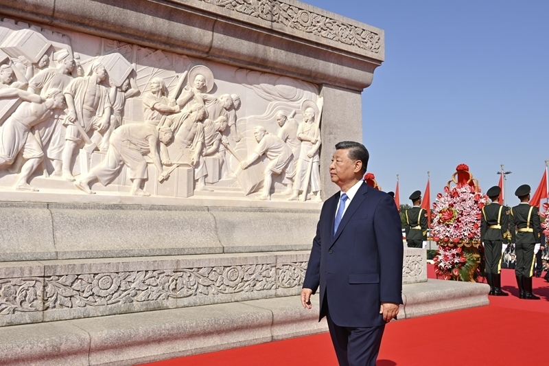 烈士纪念日向人民英雄敬献花篮仪式在京隆重举行
习近平李强赵乐际王沪宁蔡奇丁薛祥李希韩正出席「相关图片」