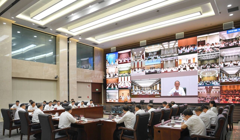 黄强在全省安全防灾应急工作视频调度会议上强调
慎终如始全力以赴确保成都大运会安全圆满举办「相关图片」