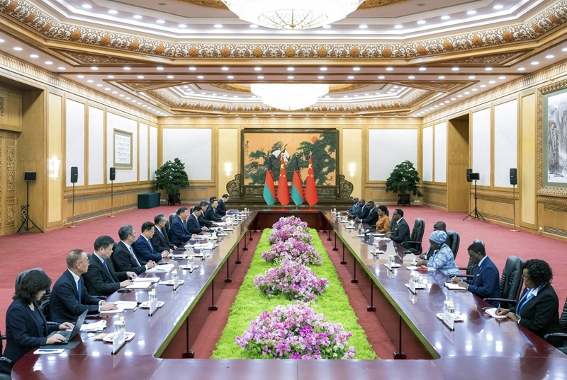 习近平会见马拉维总统查克维拉「相关图片」