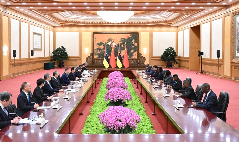 习近平会见莫桑比克总理莱维「相关图片」