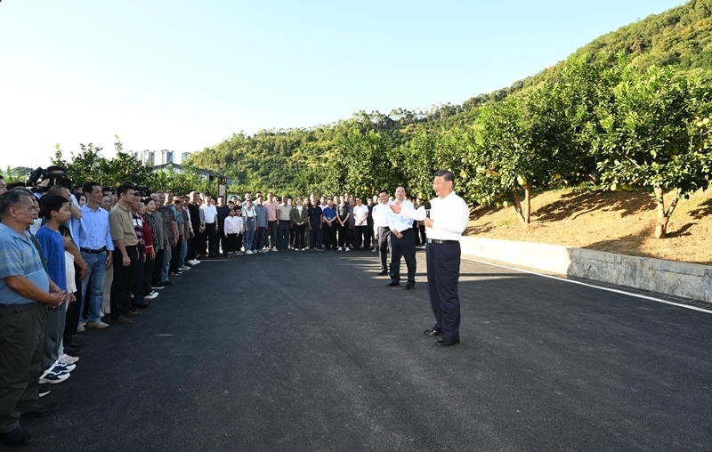 习近平在广东考察时强调 
深入学习宣传贯彻党的二十届四中全会精神 
以全面深化改革开放推动高质量发展 
蔡奇陪同考察「相关图片」