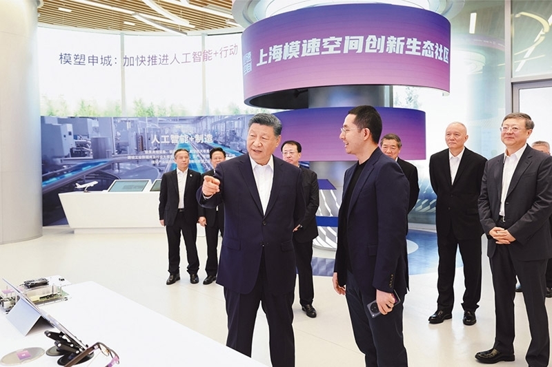 习近平：因地制宜发展新质生产力「相关图片」