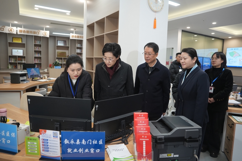 施小琳在泸州调研时强调
抢抓机遇拼搏实干进取有为
加快培育高质量发展新动能为全省大局多作贡献「相关图片」