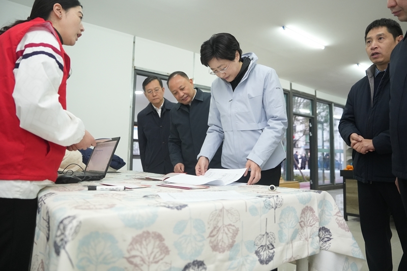 施小琳在广元调研时强调
发挥优势培育动能提升区域发展位势能级
切实找准发力点实现“十五五”良好开局「相关图片」