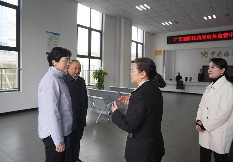 施小琳在广元调研时强调
发挥优势培育动能提升区域发展位势能级
切实找准发力点实现“十五五”良好开局「相关图片」