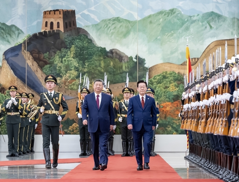 习近平同韩国总统李在明举行会谈「相关图片」