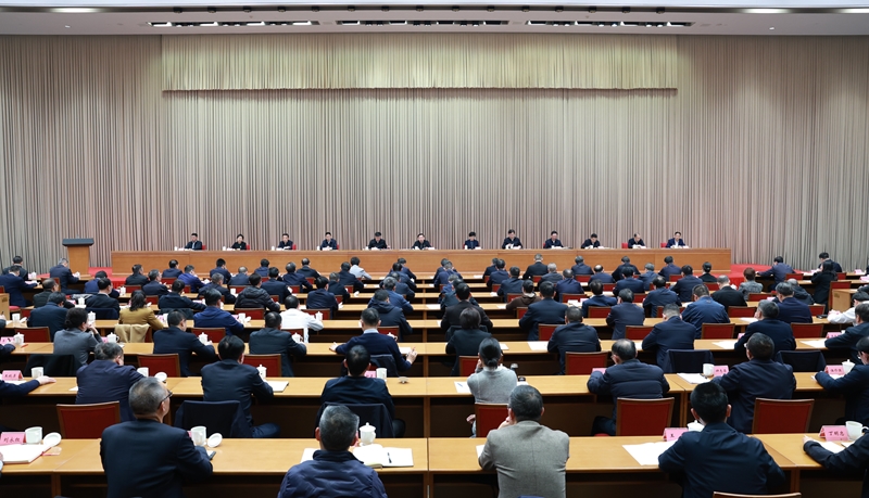 王晓晖在全省市县乡领导班子换届工作会议上强调
高标准高质量做好我省换届各项工作
为实现“十五五”目标任务提供坚强组织保证
施小琳主持 田向利于立军出席「相关图片」