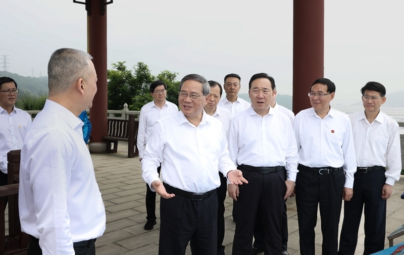 李强在浙江舟山宁波调研时强调
加快建设大宗商品资源配置枢纽
为统筹发展和安全提供可靠保障「相关图片」