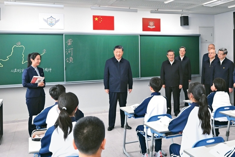 习近平:一体推进教育科技人才发展「相关图片」