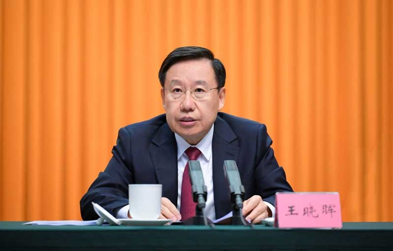 王晓晖在四川省“两优一先”表彰大会上强调
大力营造学习先进崇尚先进争做先进的浓厚氛围
以实干实绩奋力谱写中国式现代化四川新篇章
施小琳主持 田向利于立军出席「相关图片」