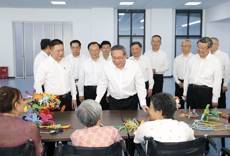 李强在河北唐山调研慰问时强调
持续提升防灾减灾救灾能力
切实保障人民群众生命财产安全「相关图片」