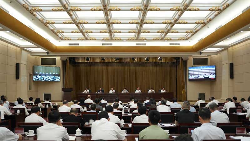 施小琳在省安委会2026年第三次全体成员会议暨全省安全生产和防汛减灾工作视频会议上强调
压实责任链条 落实过硬举措 做足充分准备
坚决打好安全生产和防汛减灾主动仗「相关图片」