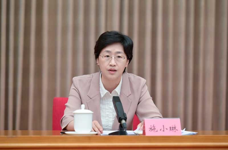 王晓晖主持召开重点产业建圈强链和开发区提质增效工作推进会强调
谋深做实“建强产业链”“建好开发区”两篇大文章
为四川现代化建设筑牢坚实的产业根基
施小琳作工作部署「相关图片」
