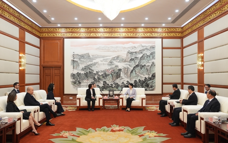 施小琳会见奥的斯全球公司董事会主席朱蒂「相关图片」