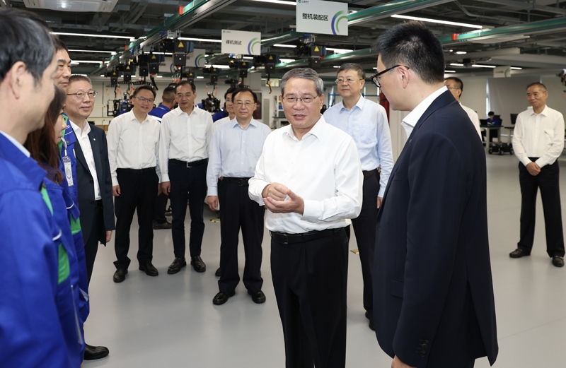 李强在上海调研时强调
加快培育壮大新兴产业和未来产业
持续做大做强先进制造业「相关图片」