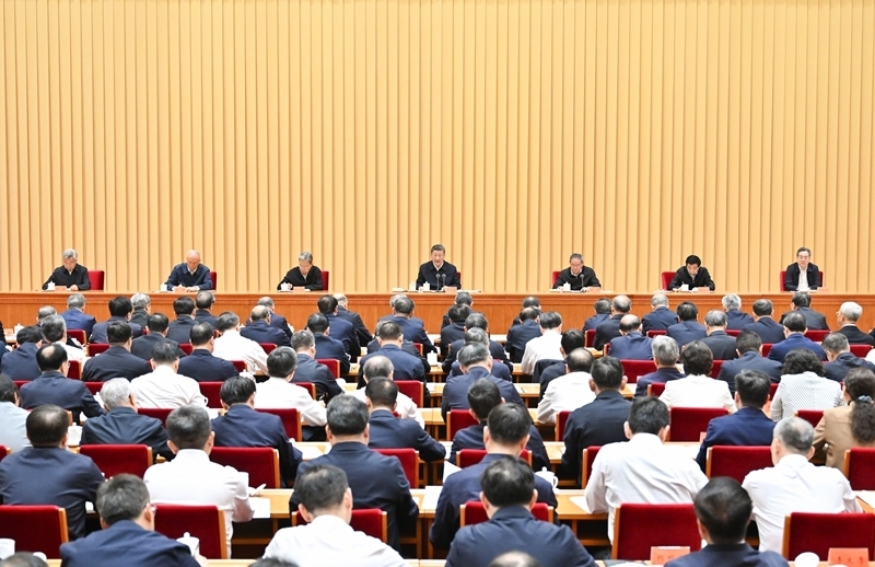 习近平在全国卫生与健康大会上强调
坚定不移走中国特色卫生与健康发展道路
确保“十五五”时期健康中国建设取得决定性进展
李强讲话 赵乐际王沪宁蔡奇丁薛祥李希出席「相关图片」