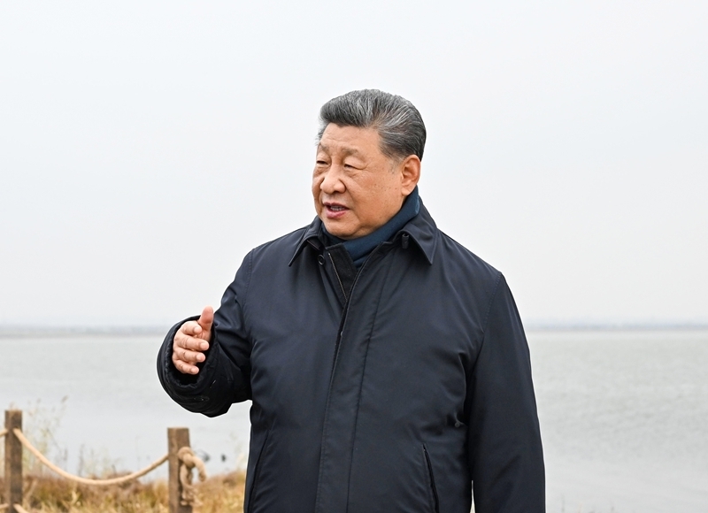 习近平在内蒙古乌兰察布考察时强调
统筹高质量发展和高水平保护
坚定不移走生态优先绿色发展之路「相关图片」